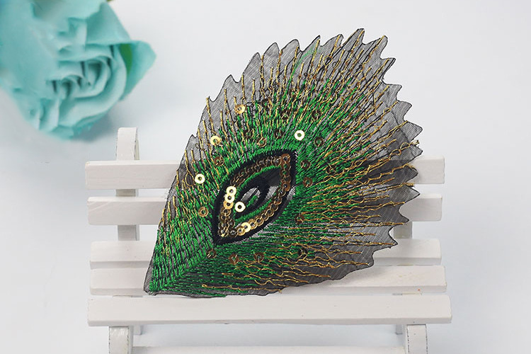 Hot sale Large Eyes Patch sequin patches for clothing Iron On Embroidered Applique custom patches for clothing CA067