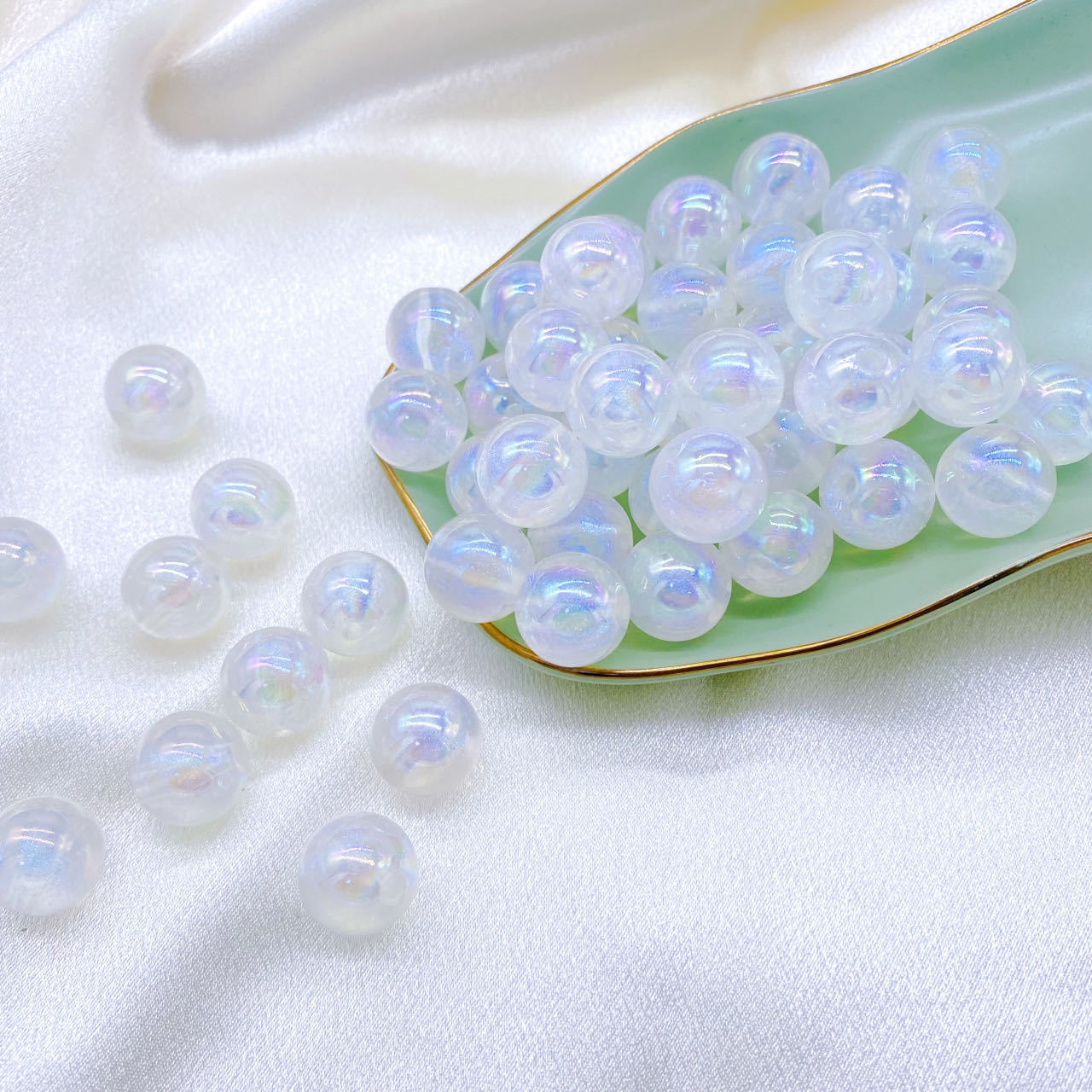 200g Acrylic colored mermaid ball beads thin flash fantasy colored macaron straight hole loose bead car hanging ring DIY jewelry accessories  HW24