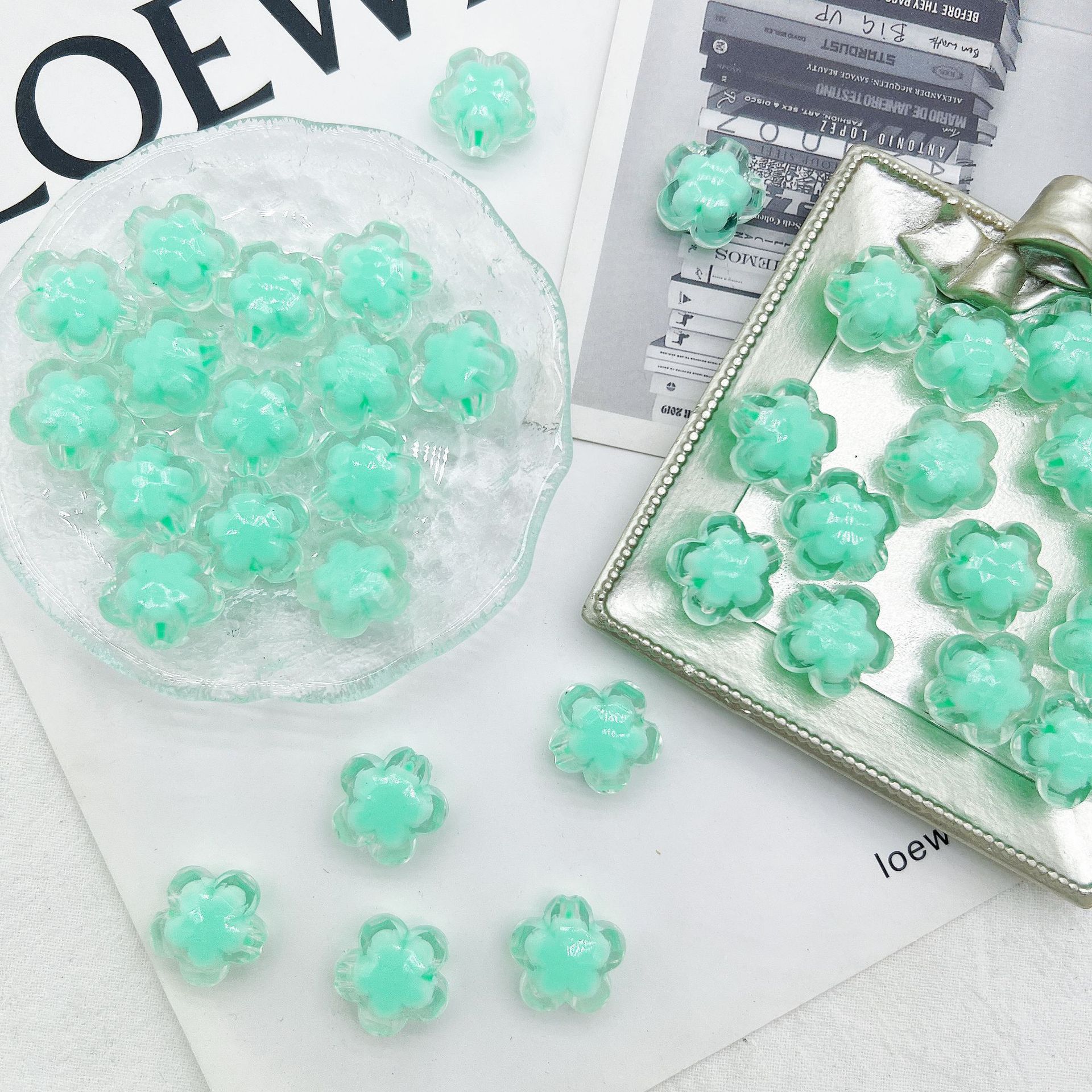 200g  Acrylic multi-mixed transparent matte five-petal flower beads medium beads loose beads beads DIY bracelet match decoration accessories HW39