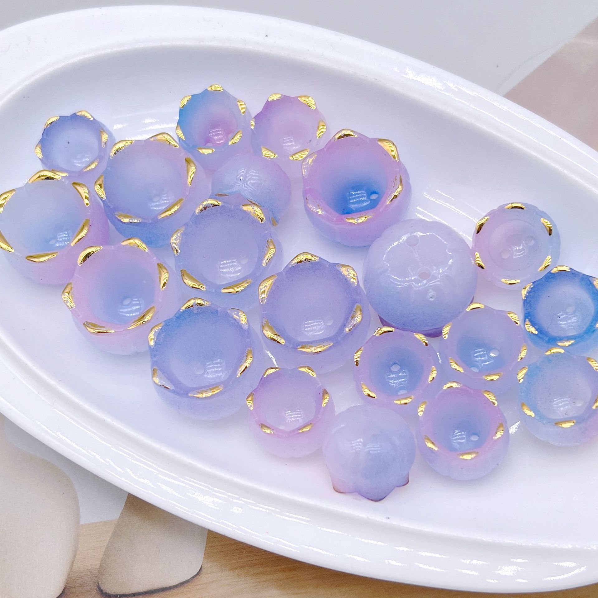 200g Acrylic jelly gradient gold edge perfume lily of the valley flower bud handmade DIY lily of the valley flower beaded accessories materials  HW03