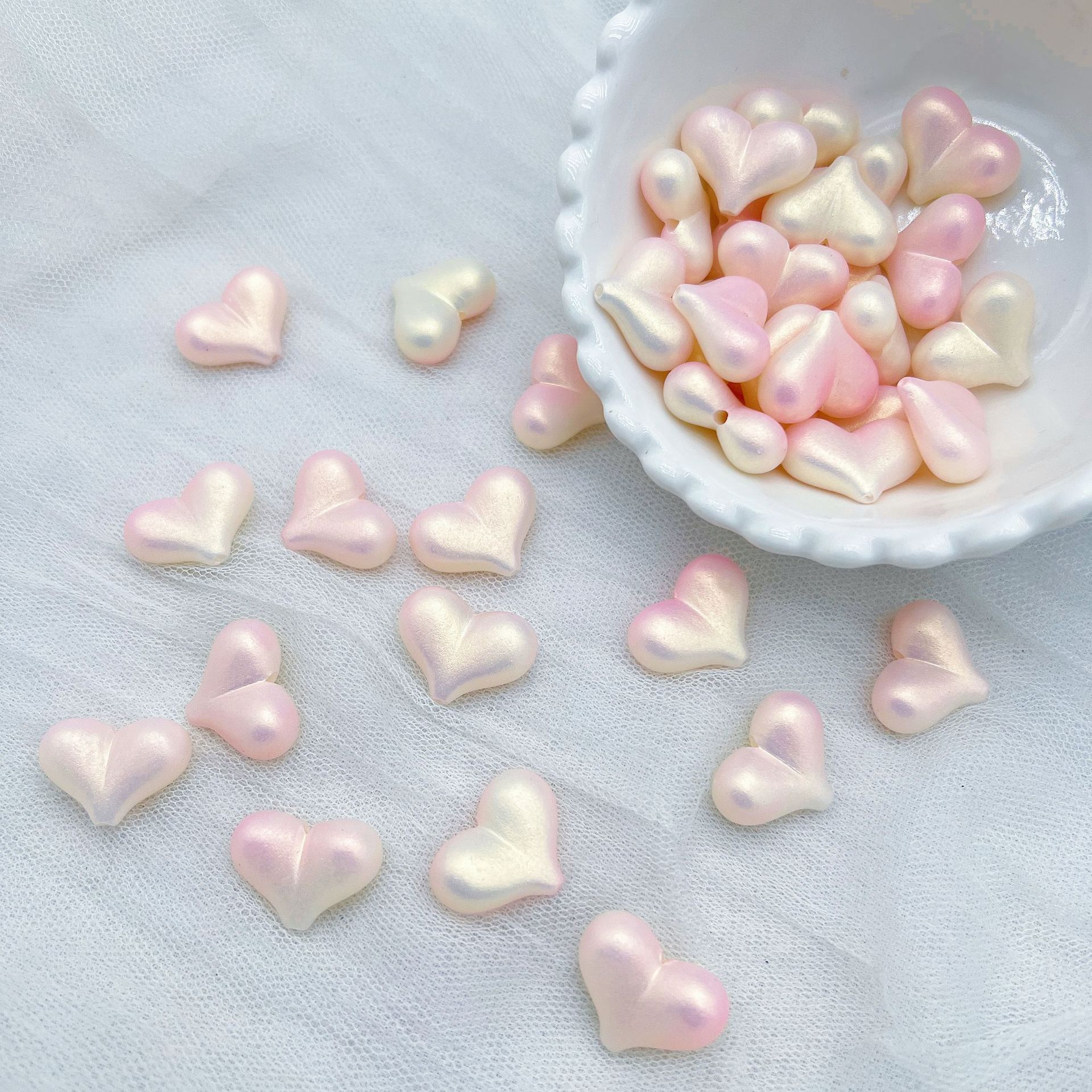 200G Acrylic fantasy gold gradient peach through hole love heart peach heart hand-beaded bracelet jewelry DIY accessories materials  HW30