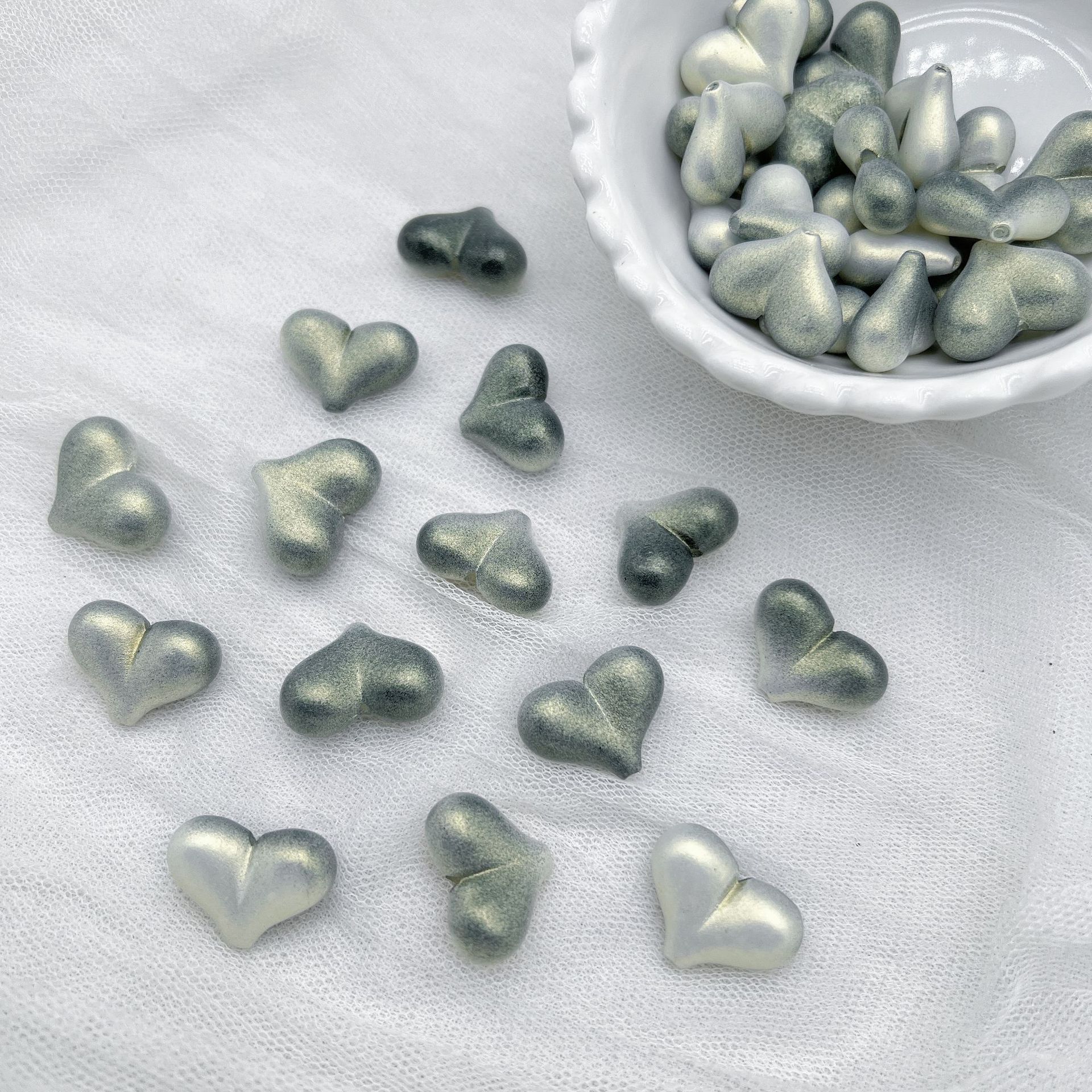 200G Acrylic fantasy gold gradient peach through hole love heart peach heart hand-beaded bracelet jewelry DIY accessories materials  HW30