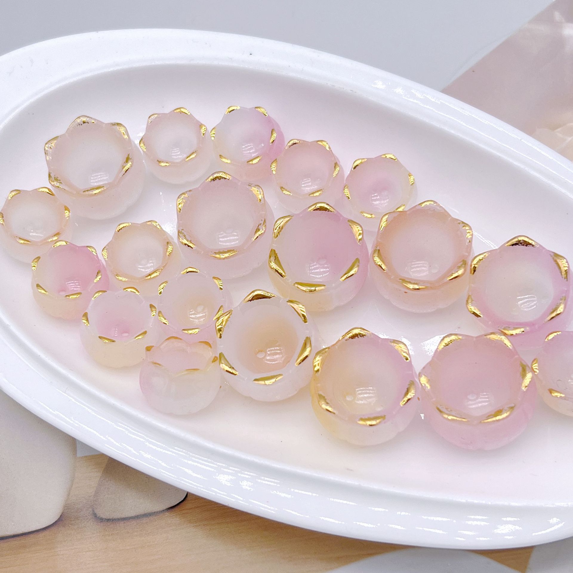 200g Acrylic jelly gradient gold edge perfume lily of the valley flower bud handmade DIY lily of the valley flower beaded accessories materials  HW03