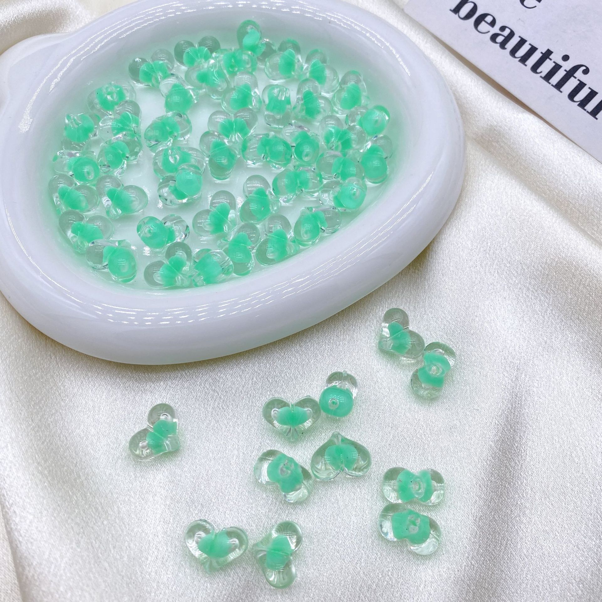 200G Beads and Beads Little Love Peach Children Handmade Diy Beads Cartoon Bracelet Accessories Loose Bead Materials HW38