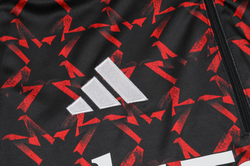 24-25 Man Utd Red black Half Pull Tracksuit (半拉链)(匹印)