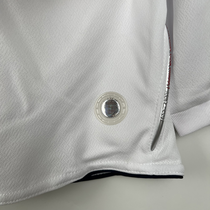 2006 England Home Retro Long Sleeve Soccer Jers...