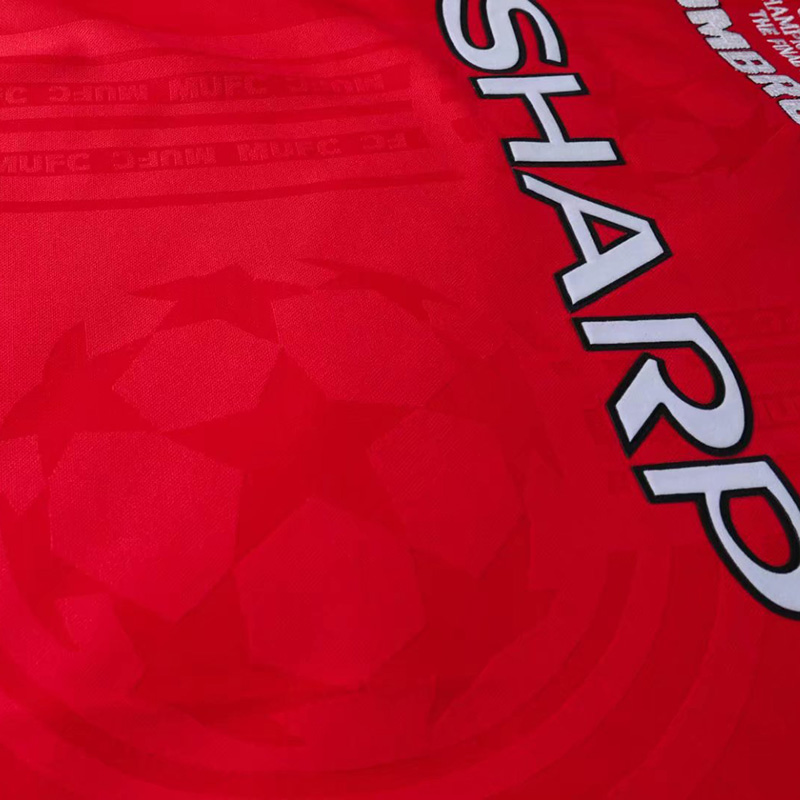 1999-2000 Man Utd Home Retro Soccer Jersey (带决赛字)