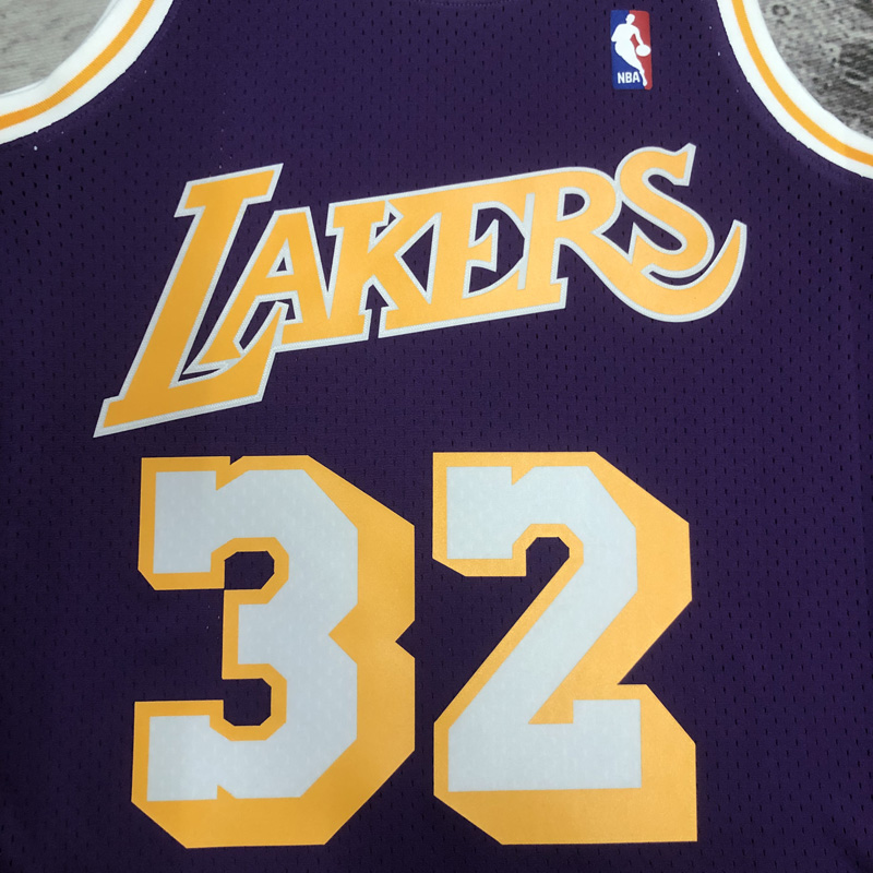 1984-85 LAKERS JOHNSON #32 Purple Retro Top Qua...