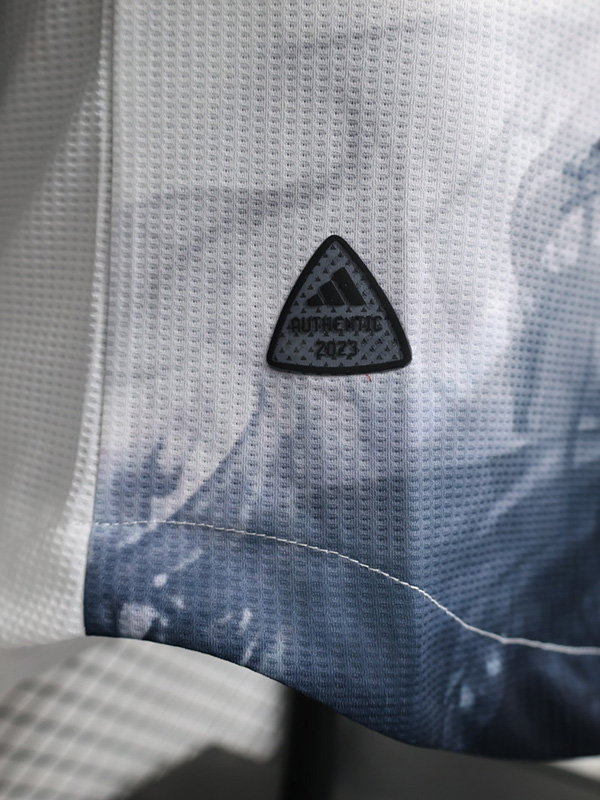 2023 Japan White Special Edition Player Version...