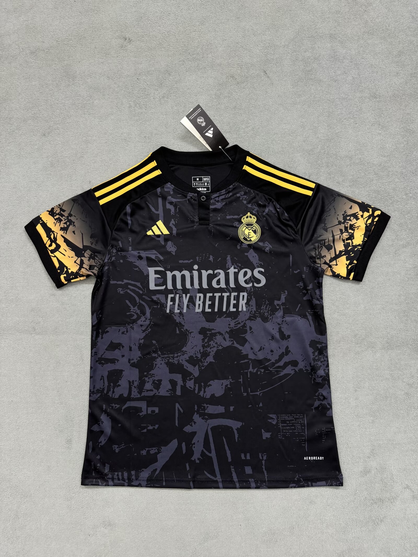 24-25 RMA Black Special Edition Fans Training shirts *黄袖前灰