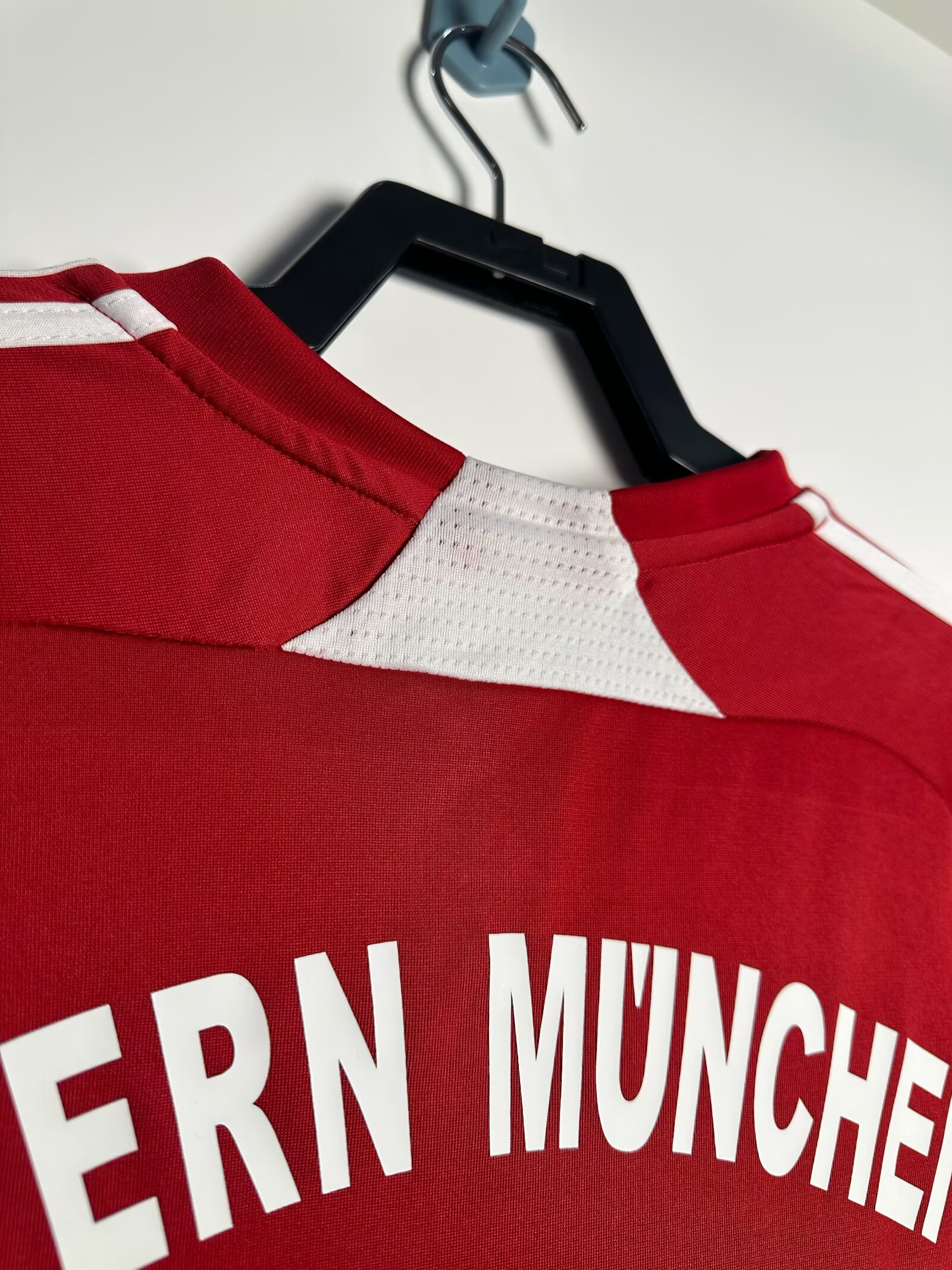 2007-2008 Bayern Home Retro Soccer Jersey