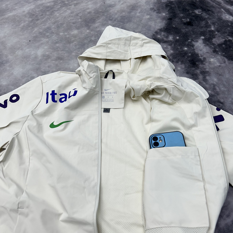 24-25 Brazil Black Outdoor Jackets #102冲锋衣