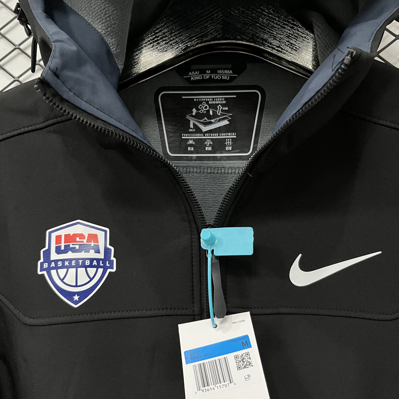 2025 USA NK Black Outdoor Jackets # RK904冲锋衣