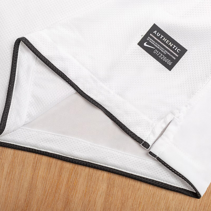 2010-2011 Man Utd Away Retro Soccer Jersey (不带决赛字)