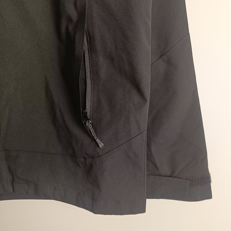 2025 New TNF Black Windbreaker