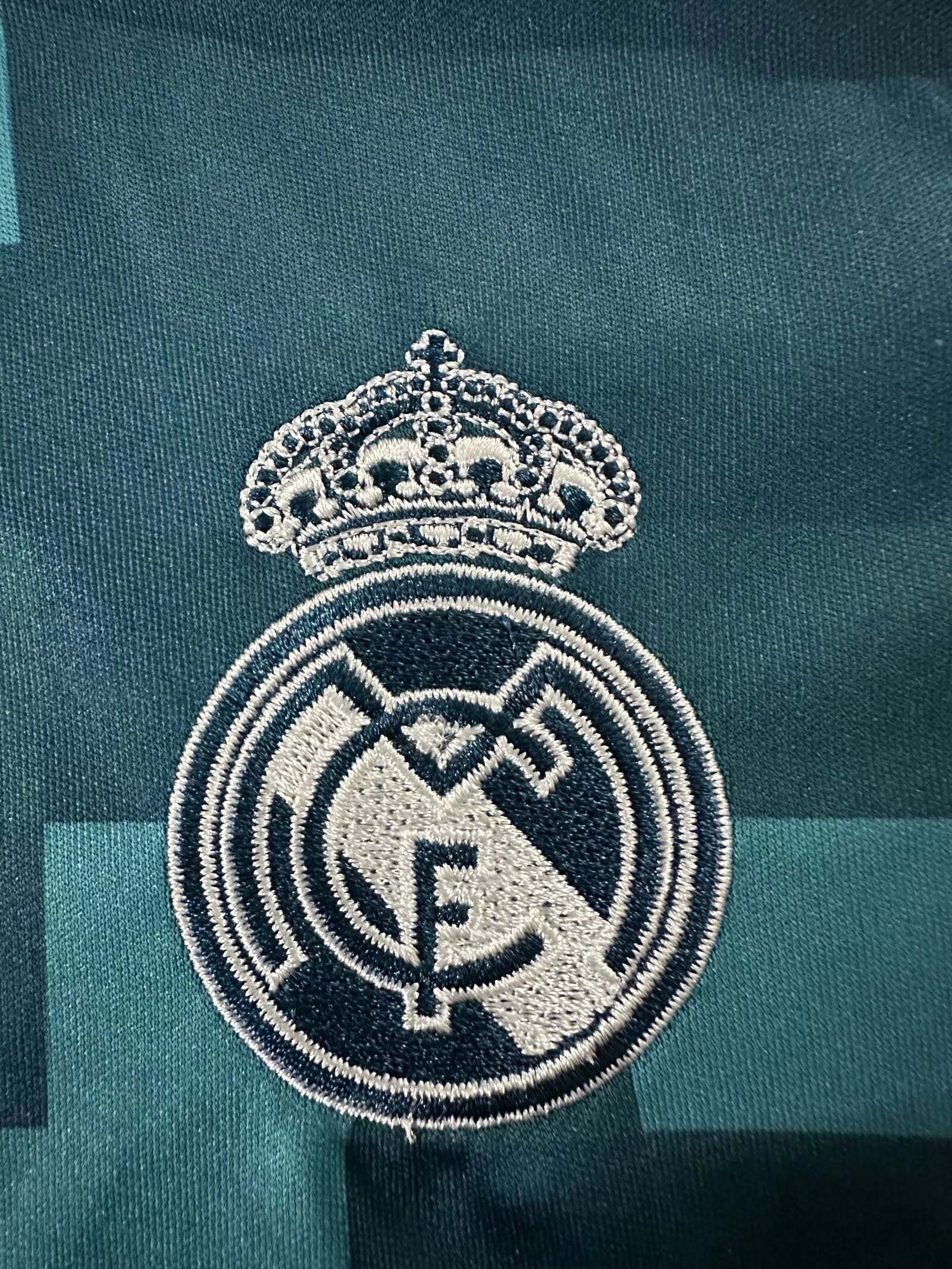 2017-2018 RMA three long sleeves Kids Retro Soccer Jersey