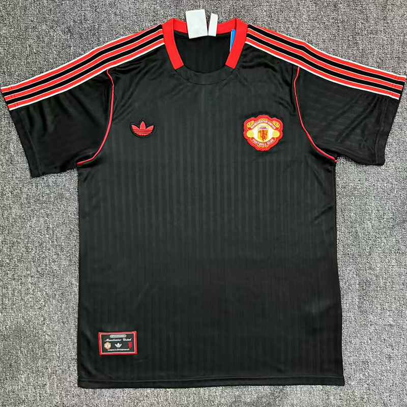 25-26 Man Utd Black Retro Edition Training shirts