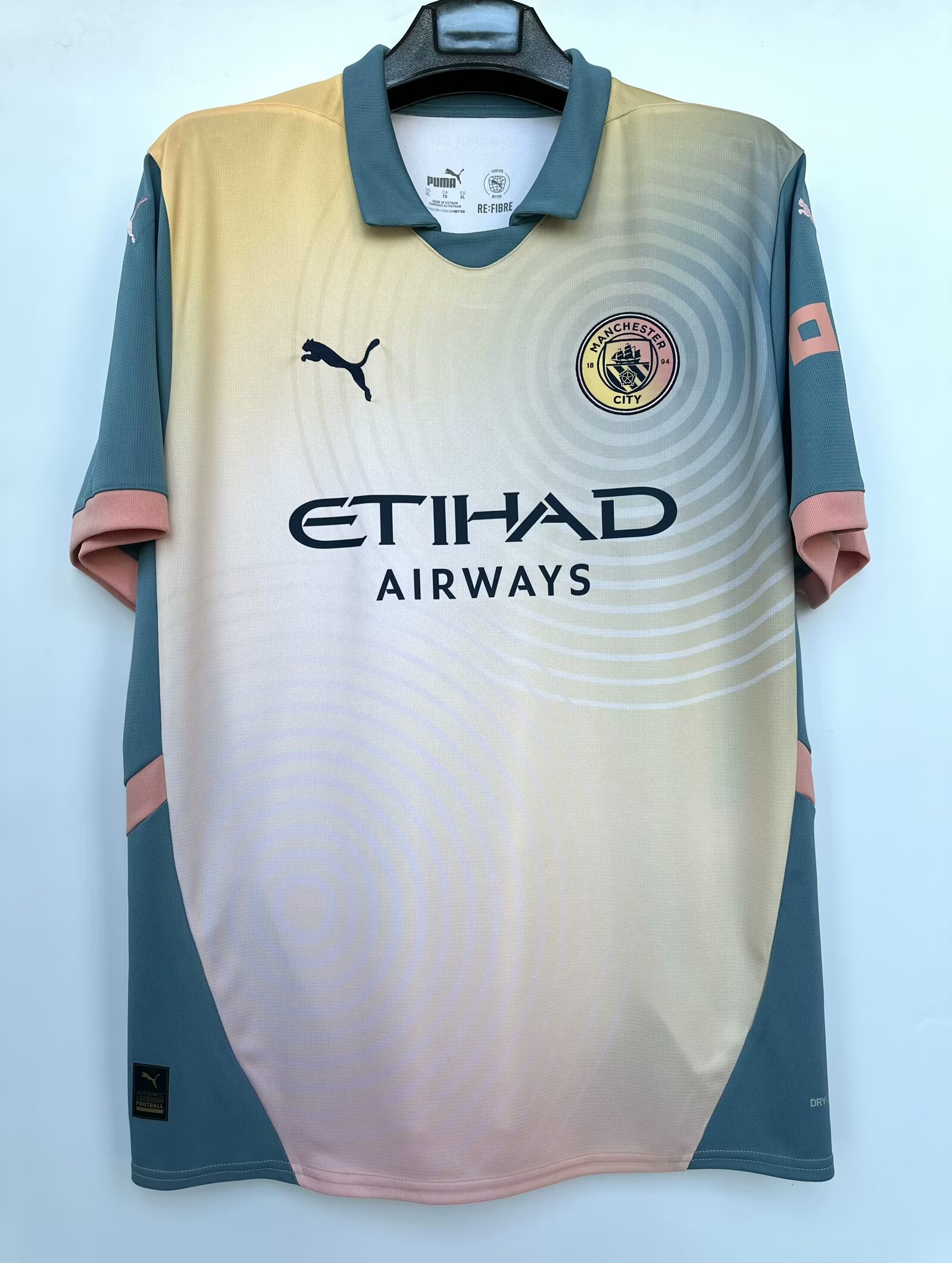 24-25 Man City 1:1 High quality version Fans Soccer Jersey