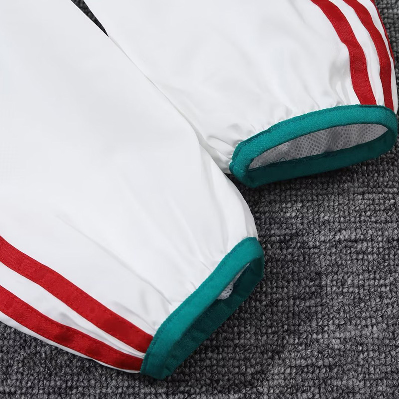 23-24 Man Utd White Windbreaker