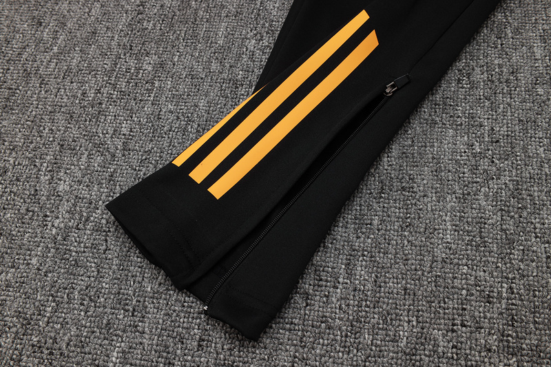 2024/25 Bayern  Red Jacket Tracksuit