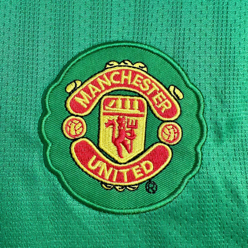 2007-2008 Man Utd Green Goalkeeper Retro Soccer Jersey