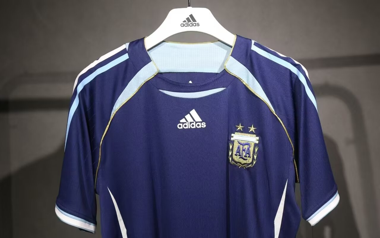 2006 Argentina Away Player Version 球员 Retro Soccer Jersey
