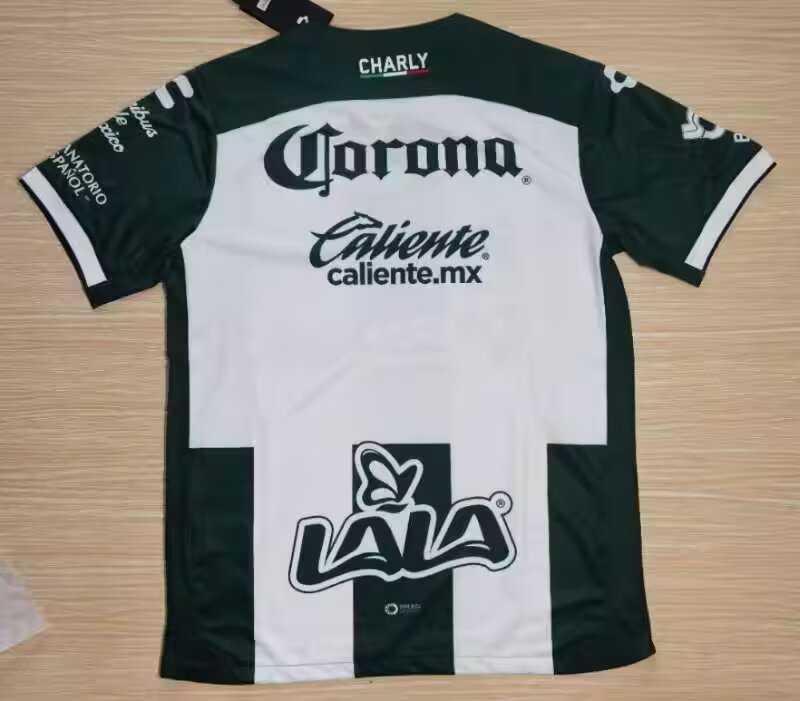 24-25 Santos LagunaHome Fans Soccer Jersey