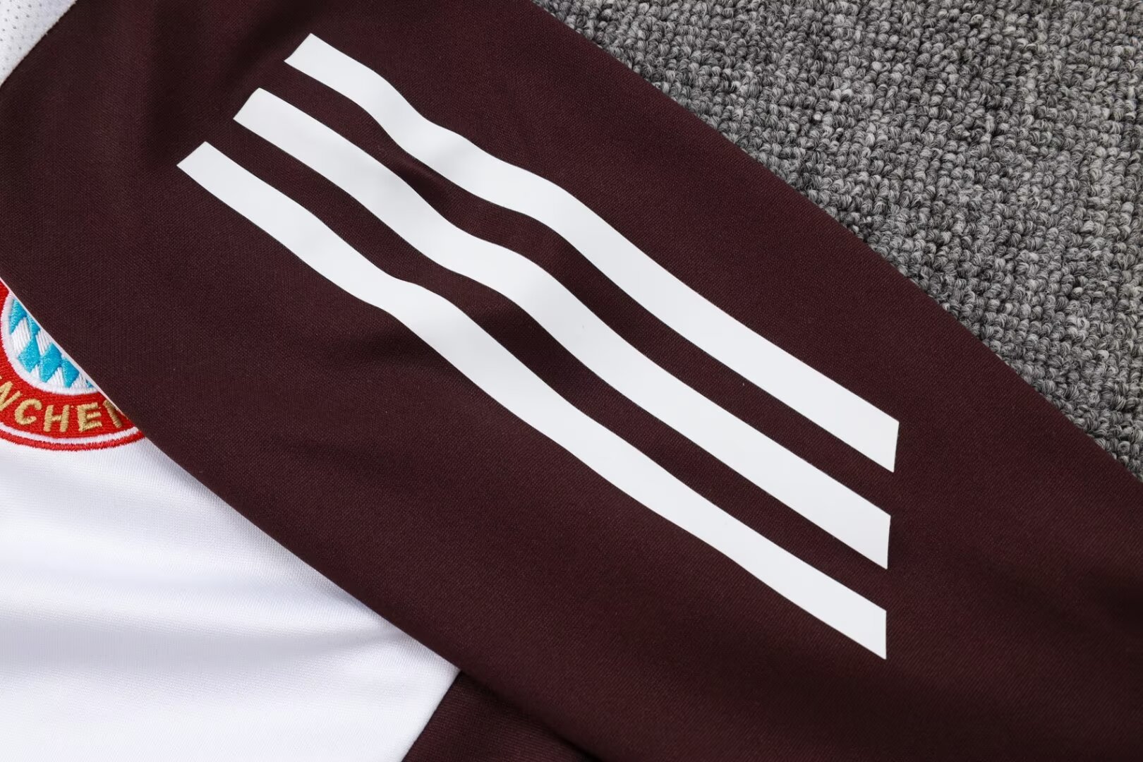 24/25 Bayern Munich Training White  1:1 Quality Training Jersey