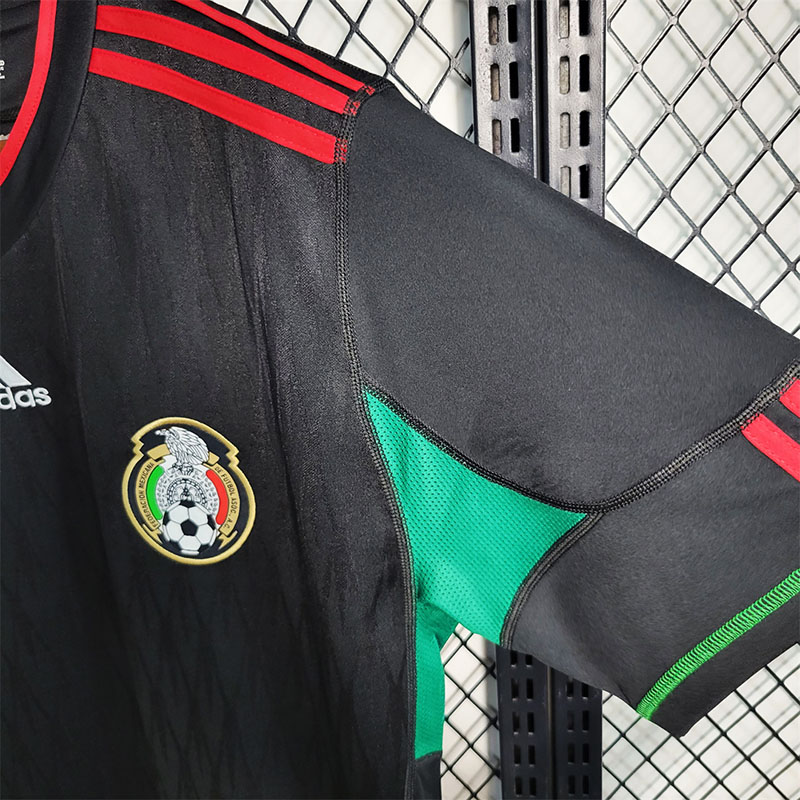 2010 Mexico Black Retro Soccer Jersey
