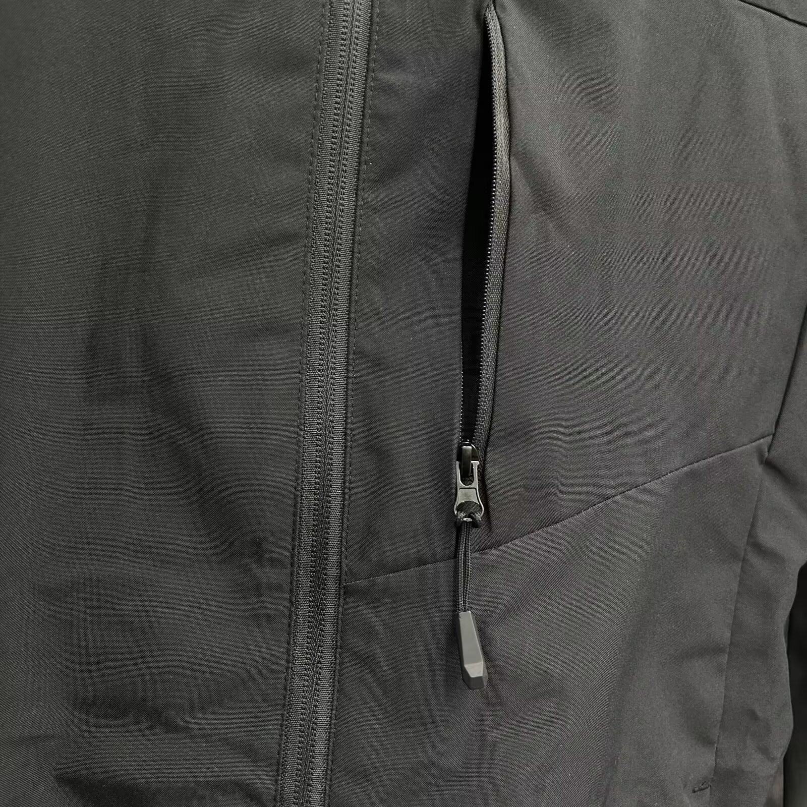 24/25  Manchester City Black Windbreaker