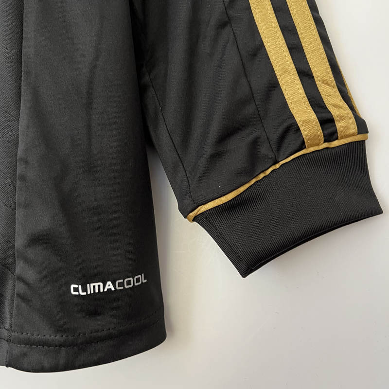 2011-2012 RMA Away Black Long Sleeve Retro Socc...