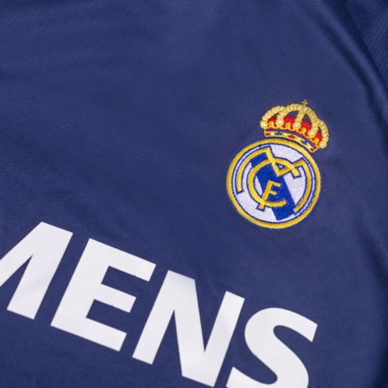 2005-2006 RMA Away Retro Soccer Jersey