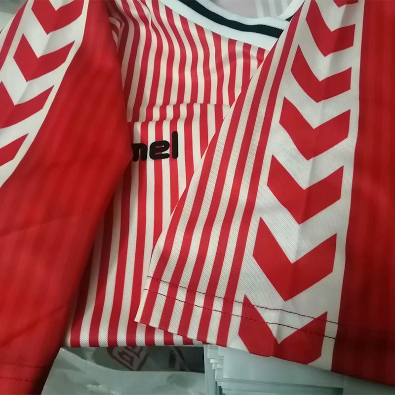 1986 Denmark Home Retro Soccer Jersey