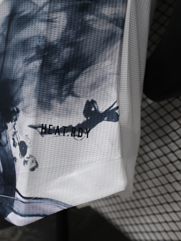 2023 Japan White Special Edition Player Version...