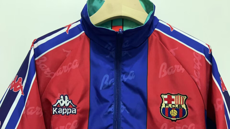 24-25 BAR Red & Green Retro Double Sided Windbreaker (双面风衣)(刺绣)