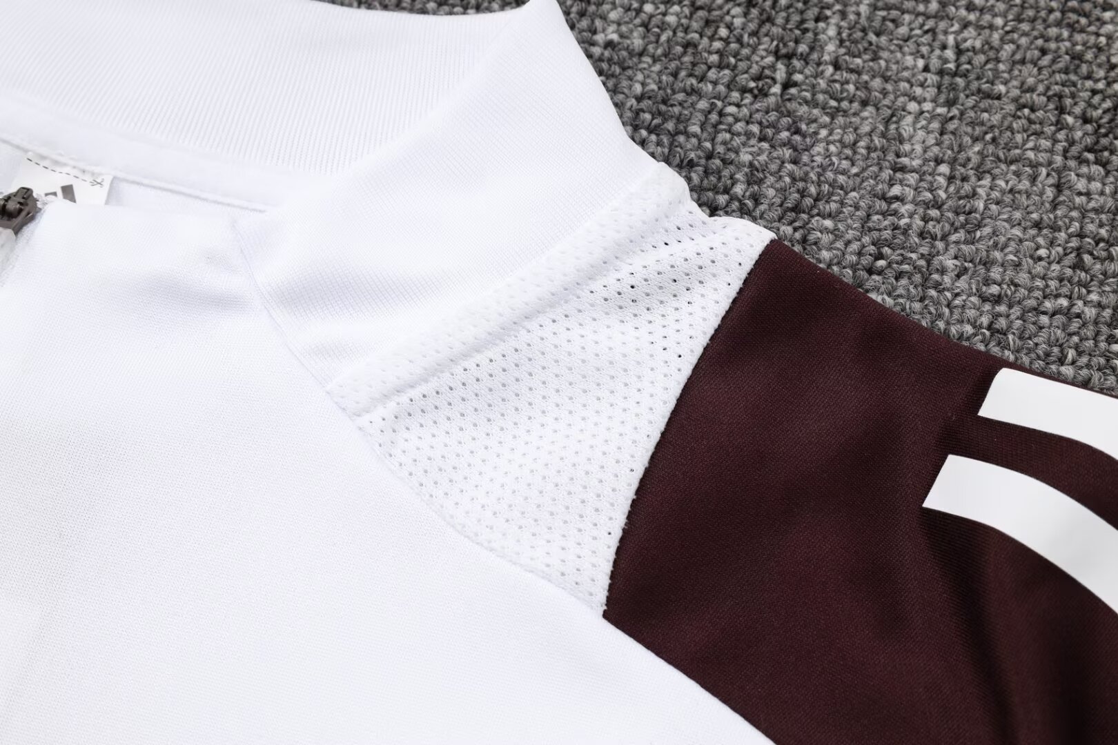 24/25 Bayern Munich Training White  1:1 Quality Training Jersey