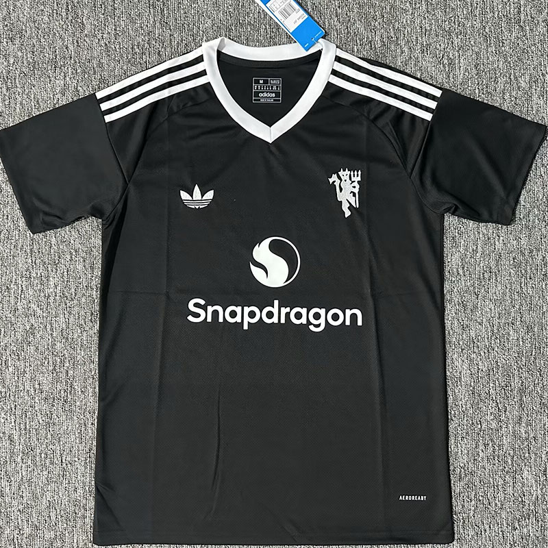 24-25 Man Utd Black Special Edition Fans Soccer Jersey