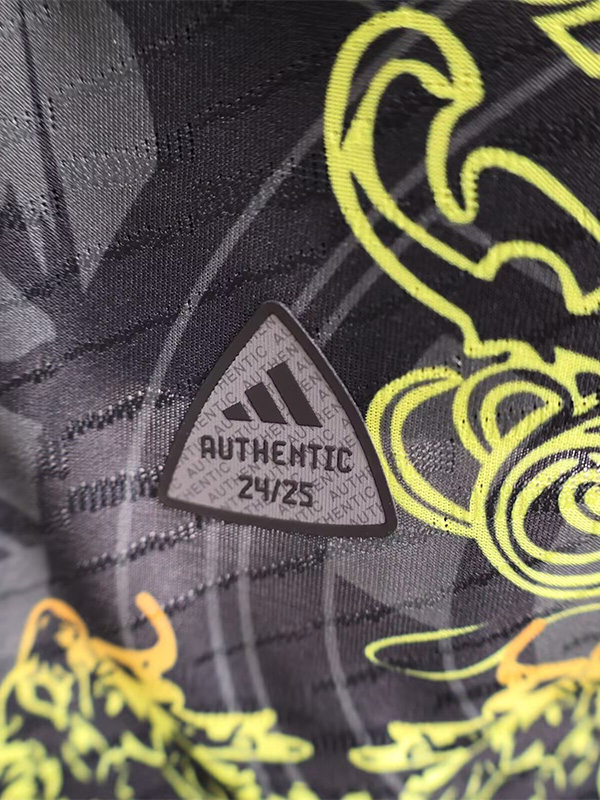 24-25 RMA Black Special Edition Player Version Training Shirts *绿龙