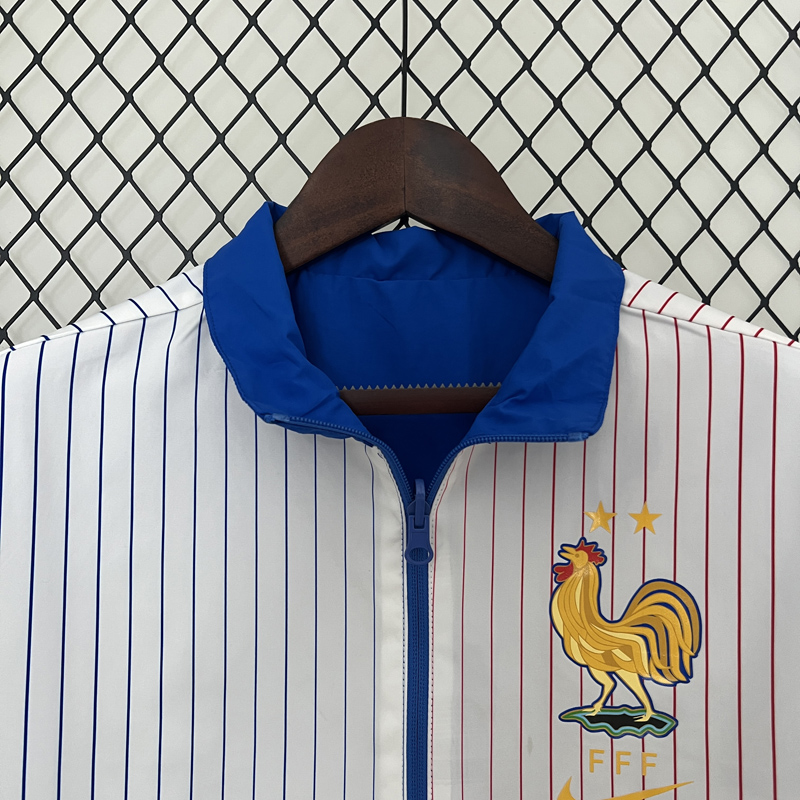 24-25 France Blue & White Double Sided Windbreaker (双面风衣)