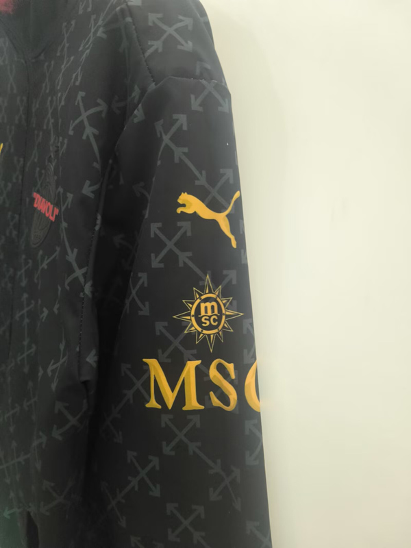 24-25 ACM Red & Black Double Sided Windbreaker (双面风衣)