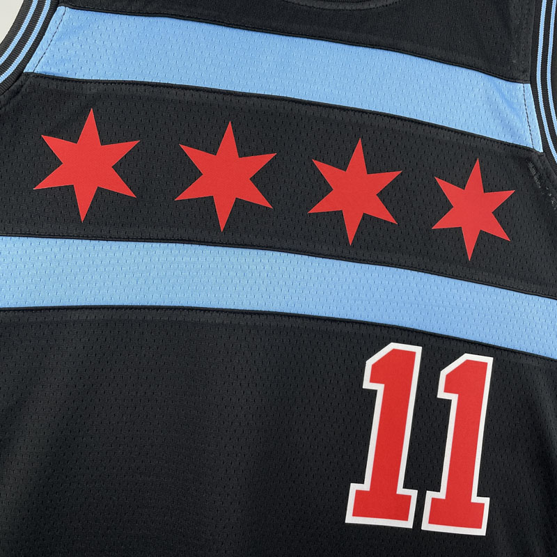 2019 BULLS DEROZAN #11 Black City Edition Top Q...