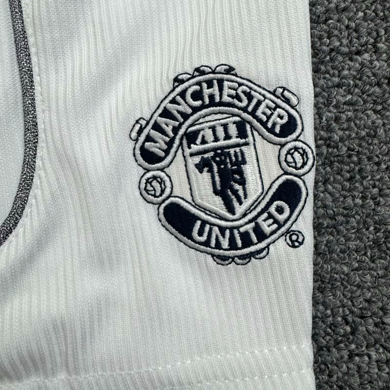 2000-2001 Man Utd Away Kids Retro Soccer Jersey