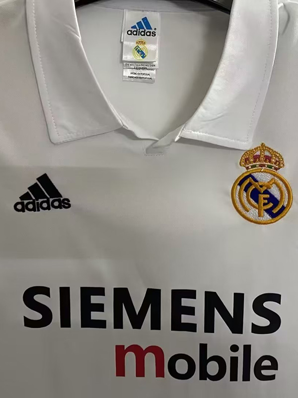 2002-2003 RMA Home Retro Soccer Jersey