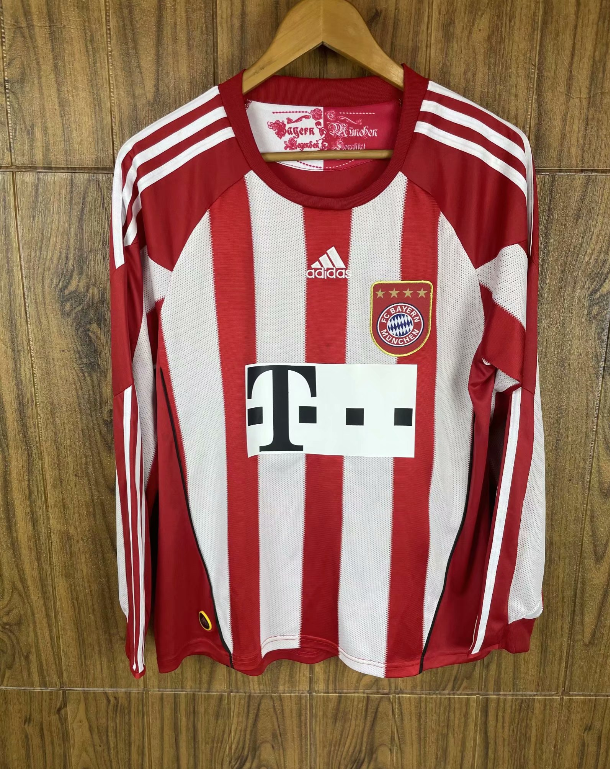 2010-2011  Bayern Home Retro Long sleeve Soccer Jersey