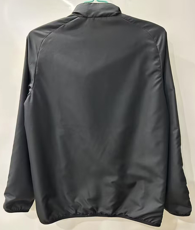 25-26 Jamaica Yellow & Black Double Sided Windbreaker (双面风衣)(刺绣)