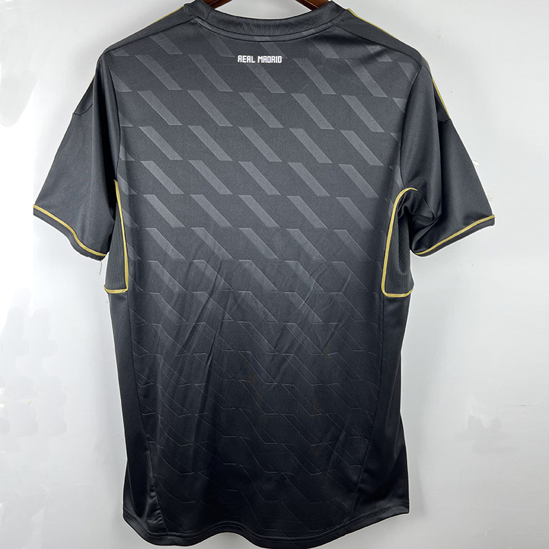 2011-2012 RMA Away Black Retro Soccer Jersey (钢印)