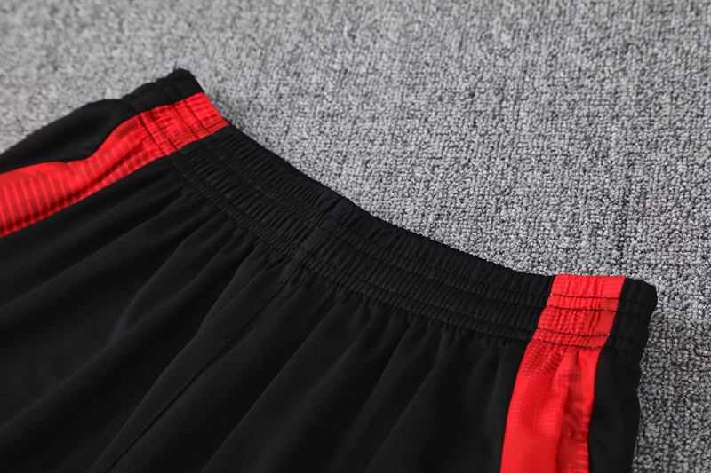 25-26 Man Utd White Tank top and shorts suit