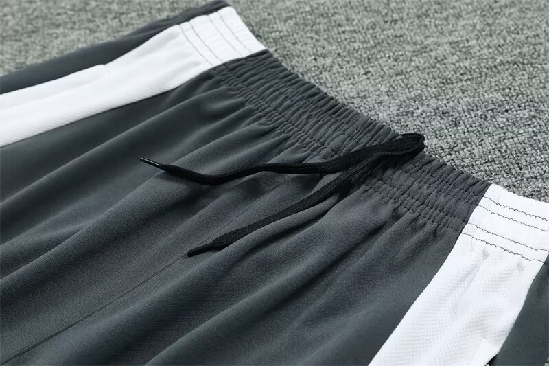 24/25  Man Utd Dark Grey 1:1 Quality Training Jersey