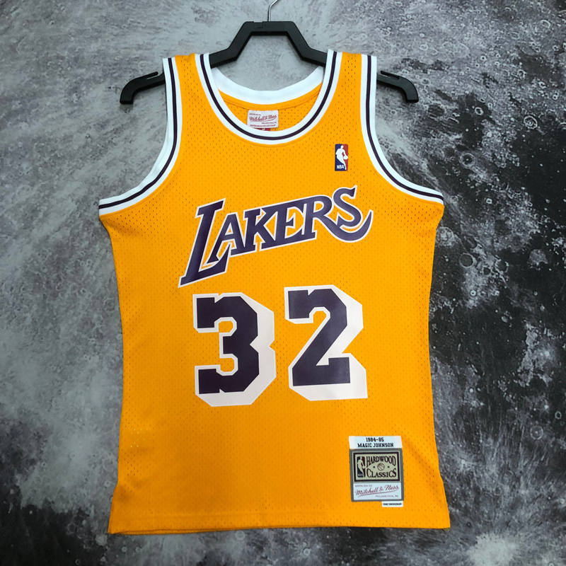 1984-85 LAKERS JOHNSON #32 Yellow Retro Top Qua...