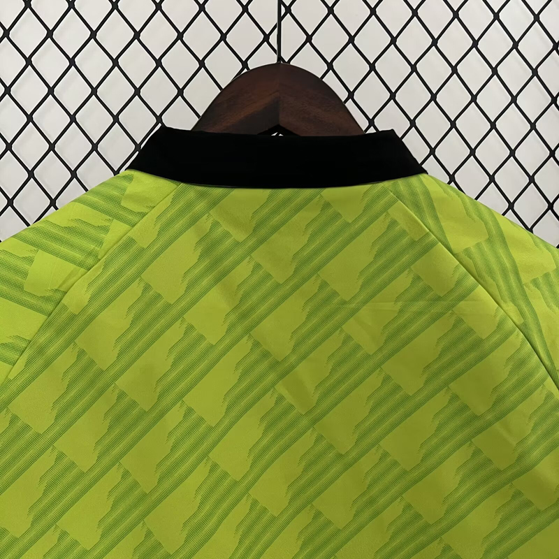 2024 Man Utd Black & Green Double Sided Windbreaker (双面风衣)